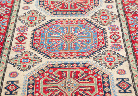 Kazak Beige Hand Knotted 39 X 59 Area Rug 700-157766 Image 5