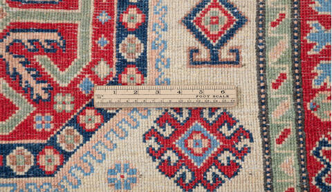 Kazak Beige Hand Knotted 39 X 59 Area Rug 700-157766 Image 8