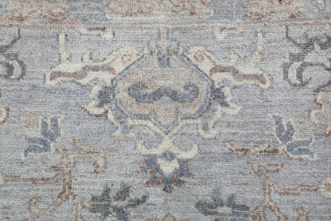 Chobi Light Gray Hand Knotted 80 X 100 Area Rug 700-157775 Image 6