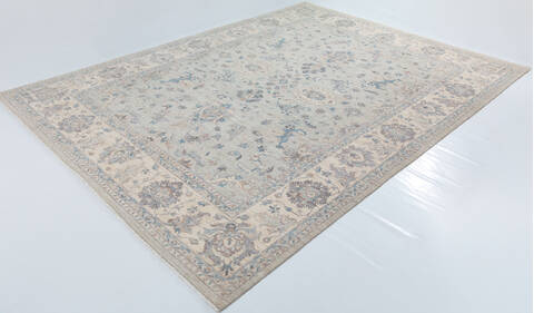 Chobi Light Gray Hand Knotted 90 X 1111 Area Rug 700-157777 Image 2