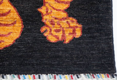 Chobi Black Hand Knotted 32 X 50  Area Rug 700-157809 Image 4