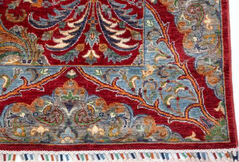 Chobi Red Hand Knotted 83 X 99  Area Rug 700-157815 Image 4