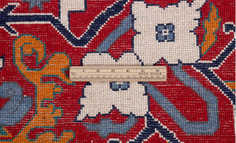 Kazak Red Hand Knotted 60 X 89  Area Rug 700-157817 Image 8