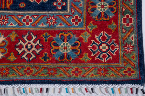 Kazak Blue Hand Knotted 40 X 64  Area Rug 700-157822 Image 4
