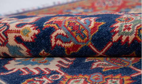 Kazak Blue Hand Knotted 40 X 64  Area Rug 700-157822 Image 7