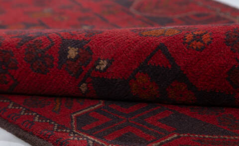 Khan Mohammadi Red Runner Hand Knotted 26 X 62  Area Rug 700-157972 Image 7