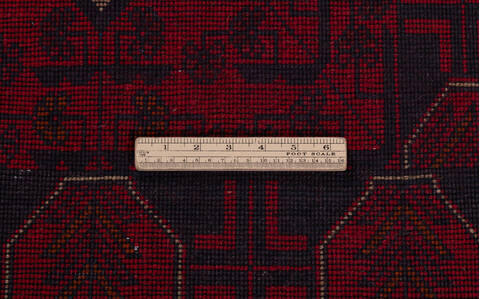 Khan Mohammadi Red Runner Hand Knotted 26 X 62  Area Rug 700-157972 Image 8