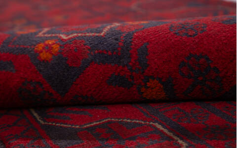 Khan Mohammadi Red Runner Hand Knotted 27 X 61  Area Rug 700-157973 Image 6