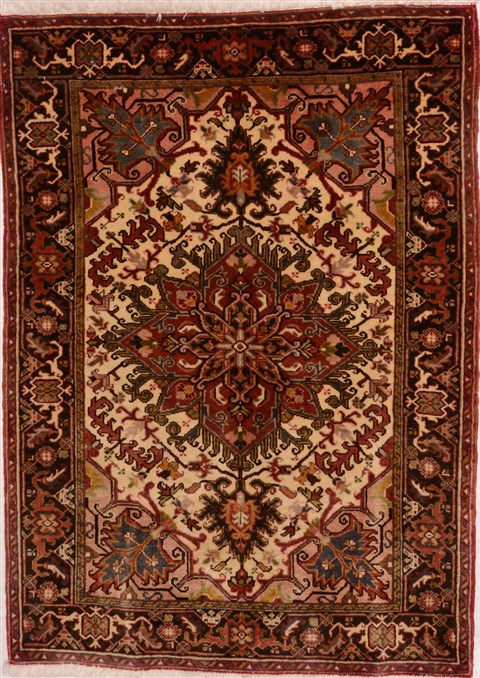 Heriz White Hand Knotted 38 X 52  Area Rug 100-16346 Image 0