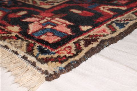 Bakhtiar Red Hand Knotted 46 X 67 Area Rug 400-16394 Image 1