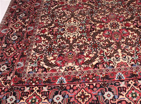 Bidjar Red Hand Knotted 68 X 98 Area Rug 400-16420 Image 11