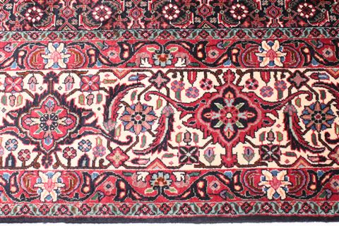 Bidjar Purple Hand Knotted 69 X 99 Area Rug 400-16421 Image 10