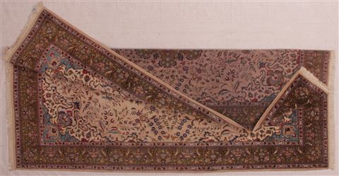 Tabriz Beige Hand Knotted 66 X 91 Area Rug 400-16432 Image 4