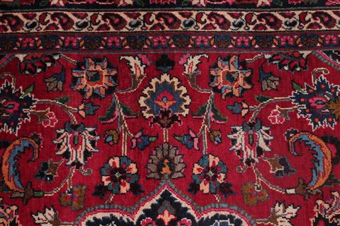 Mashad Red Hand Knotted 69 X 101 Area Rug 400-16434 Image 17
