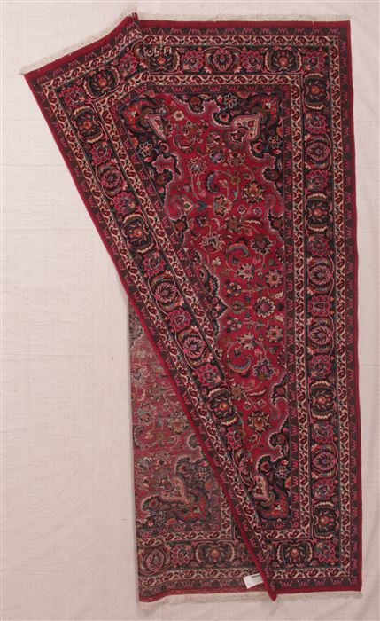 Mashad Red Hand Knotted 69 X 101 Area Rug 400-16434 Image 10