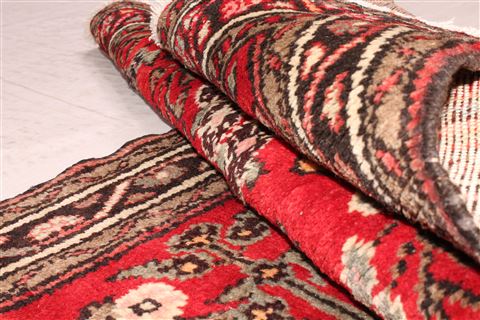 Hamedan Red Runner Hand Knotted 33 X 99 Area Rug 400-16498 Image 8