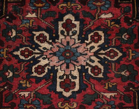 Bakhtiar Red Hand Knotted 86 X 121 Area Rug 400-16503 Image 19
