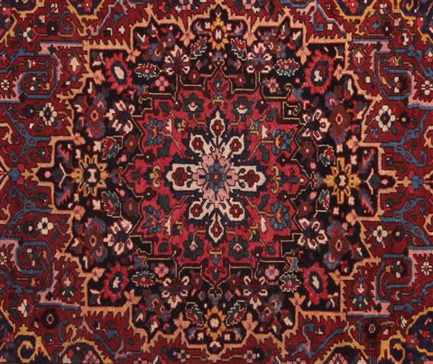 Bakhtiar Red Hand Knotted 86 X 121 Area Rug 400-16503 Image 6
