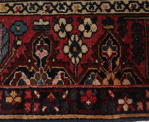 Bakhtiar Red Hand Knotted 86 X 121 Area Rug 400-16503 Image 3