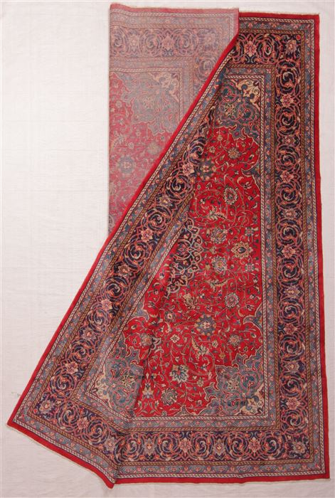 Sarouk Red Hand Knotted 98 X 131 Area Rug 400-16510 Image 5