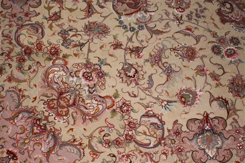 Tabriz Beige Hand Knotted 67 X 100 Area Rug 400-16581 Image 14