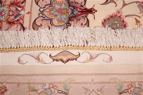 Tabriz Beige Hand Knotted 67 X 100 Area Rug 400-16581 Image 8
