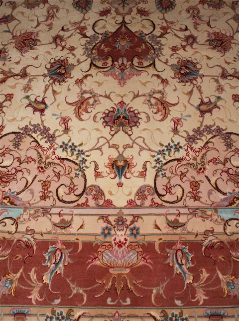 Tabriz Beige Hand Knotted 70 X 101 Area Rug 400-16583 Image 11
