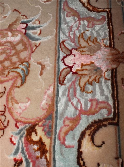 Tabriz Beige Hand Knotted 70 X 101 Area Rug 400-16583 Image 15