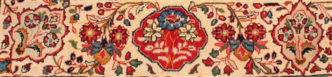 Sarouk Red Hand Knotted 84 X 119 Area Rug 400-16588 Image 1