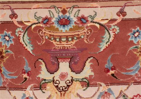 Tabriz Beige Hand Knotted 50 X 610 Area Rug 400-16601 Image 12