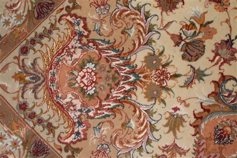 Tabriz White Hand Knotted 411 X 69 Area Rug 400-16604 Image 17