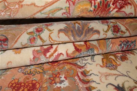 Tabriz White Hand Knotted 411 X 69 Area Rug 400-16604 Image 21