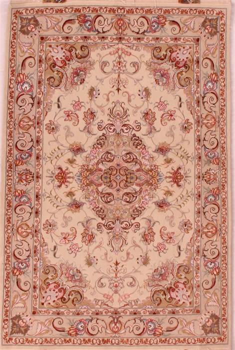 Tabriz White Hand Knotted 30 X 50 Area Rug 400-16613 Image 0