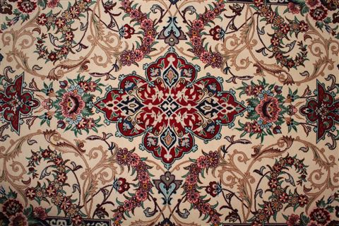 Isfahan White Hand Knotted 43 X 66 Area Rug 400-16640 Image 10