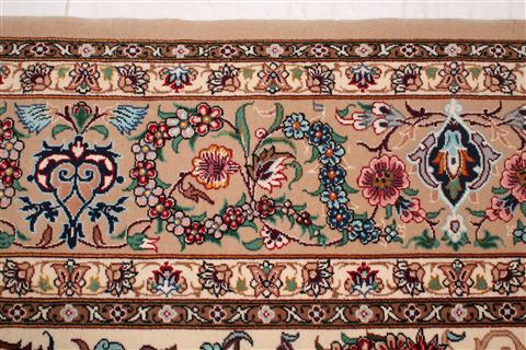 Isfahan White Hand Knotted 43 X 66 Area Rug 400-16640 Image 11