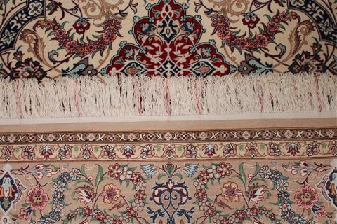Isfahan White Hand Knotted 43 X 66 Area Rug 400-16640 Image 18