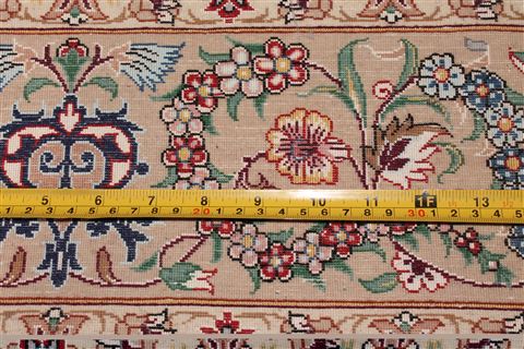 Isfahan White Hand Knotted 43 X 66 Area Rug 400-16640 Image 19