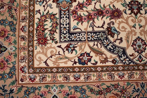 Isfahan White Hand Knotted 43 X 66 Area Rug 400-16640 Image 5