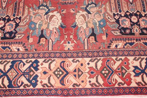 Heriz Red Hand Knotted 75 X 107 Area Rug 400-16686 Image 4