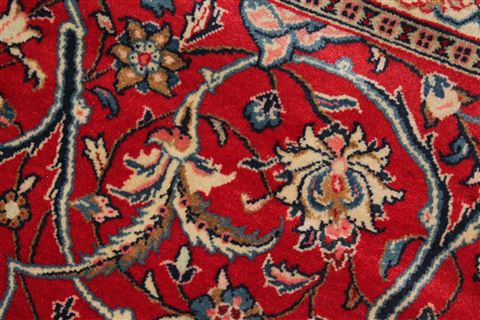 Sarouk Red Hand Knotted 89 X 127 Area Rug 400-16693 Image 15