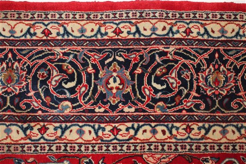 Sarouk Red Hand Knotted 89 X 127 Area Rug 400-16693 Image 17