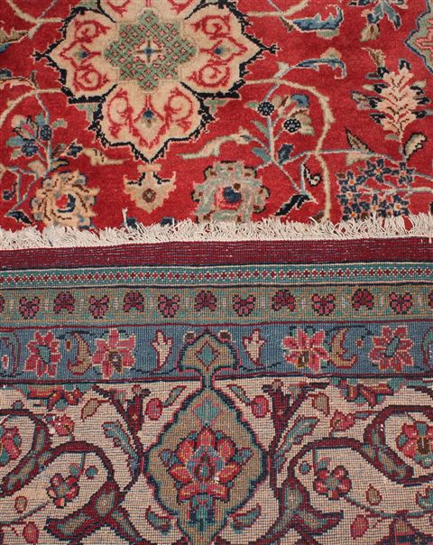 Sarouk Red Hand Knotted 92 X 121 Area Rug 400-16694 Image 16