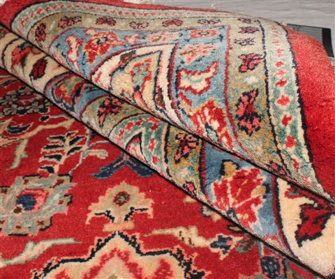 Sarouk Red Hand Knotted 92 X 121 Area Rug 400-16694 Image 20