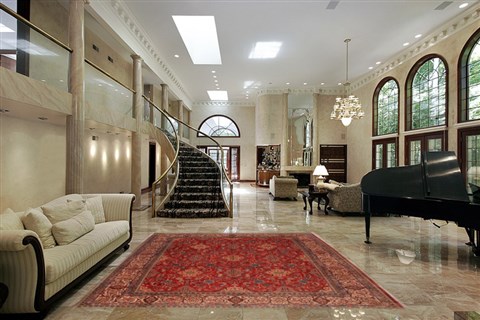 Sarouk Red Hand Knotted 92 X 121 Area Rug 400-16694 Image 3