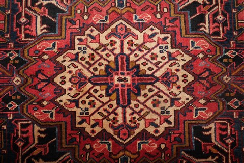 Heriz Red Hand Knotted 82 X 120 Area Rug 400-16709 Image 14