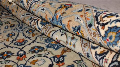 Kashan Blue Hand Knotted 76 X 110 Area Rug 400-16710 Image 16