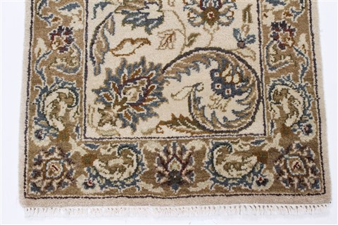 Kashmar Beige Runner Hand Knotted 20 X 62 Area Rug 250-16725 Image 4