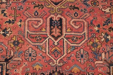 Heriz Red Hand Knotted 92 X 127 Area Rug 400-16735 Image 4