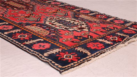 Bakhtiar Red Runner Hand Knotted 43 X 94 Area Rug 400-16736 Image 4