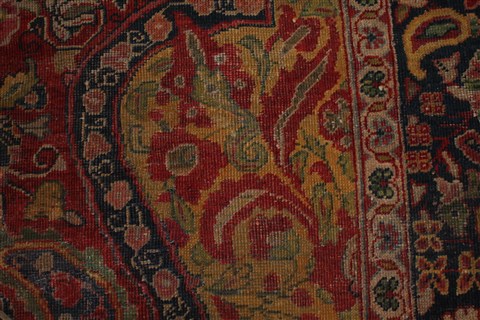 Sarouk Red Hand Knotted 89 X 127 Area Rug 400-16737 Image 10